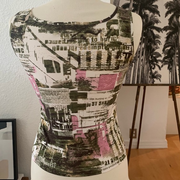 Tank top in green and pink on cream print (abstract photo/ letters mix) - Picture 6 of 8